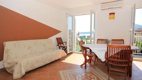 Apartament 5-osobowy z klimatyzacją z widokiem na morze z 2 pomieszczeniami sypialnianymi A-3184-c