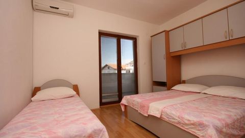 Apartament 3-osobowy z klimatyzacją z widokiem na morze z 1 pomieszczeniem sypialnianym A-6606-c