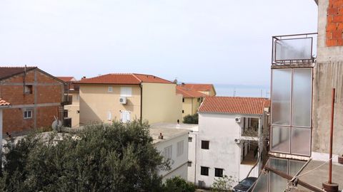 Apartament 5-osobowy z klimatyzacją z widokiem na morze z 2 pomieszczeniami sypialnianymi A-6082-b