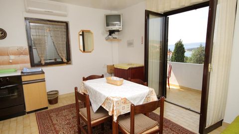 Apartament 4-osobowy z klimatyzacją z widokiem na morze z 1 pomieszczeniem sypialnianym A-5318-b