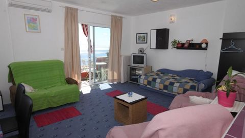 Apartament 4-osobowy z klimatyzacją z widokiem na morze z 1 pomieszczeniem sypialnianym A-2616-c