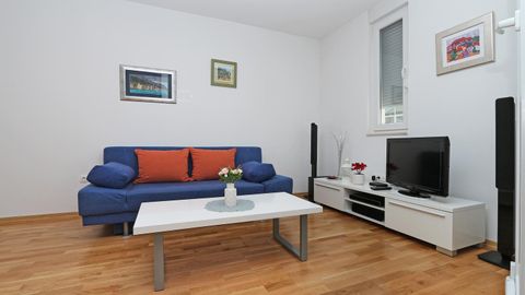 Apartament 4-osobowy z klimatyzacją z widokiem na morze z 1 pomieszczeniem sypialnianym A-13871-a