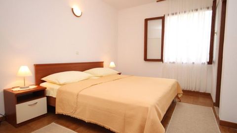 Apartament 3-osobowy z klimatyzacją z tarasem z 1 pomieszczeniem sypialnianym A-2609-b