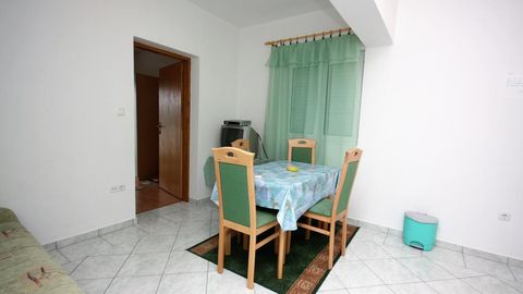 Apartament 3-osobowy z klimatyzacją z widokiem na morze z 1 pomieszczeniem sypialnianym A-5018-c