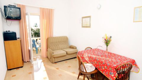 Apartament 3-osobowy z klimatyzacją z widokiem na morze z 1 pomieszczeniem sypialnianym A-6006-b