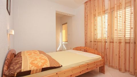 Apartament 2-osobowy z klimatyzacją z tarasem z 1 pomieszczeniem sypialnianym AS-2995-a