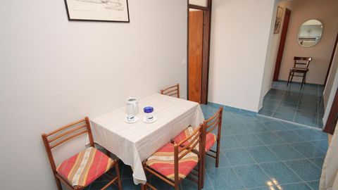 Apartament 4-osobowy z klimatyzacją z widokiem na morze z 2 pomieszczeniami sypialnianymi A-6467-a