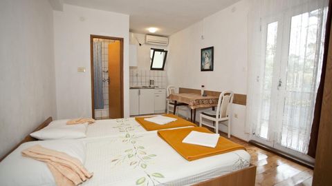 Apartament 2-osobowy z klimatyzacją z balkonem z 1 pomieszczeniem sypialnianym AS-6761-a