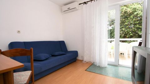 Apartament 3-osobowy z klimatyzacją z tarasem z 1 pomieszczeniem sypialnianym A-4146-f