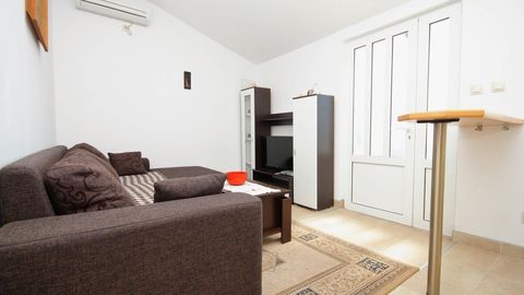 Apartament 4-osobowy z klimatyzacją z widokiem na morze z 2 pomieszczeniami sypialnianymi A-2137-b