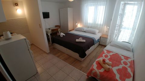 Apartament 3-osobowy z klimatyzacją z widokiem na morze z 1 pomieszczeniem sypialnianym AS-443-c