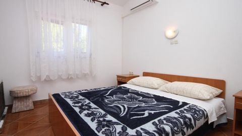 Apartament 3-osobowy z klimatyzacją z widokiem na morze z 1 pomieszczeniem sypialnianym A-6376-d