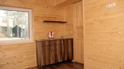 Domek drewniany 2-osobowy z łazienką z widokiem na las (możliwa dostawka)