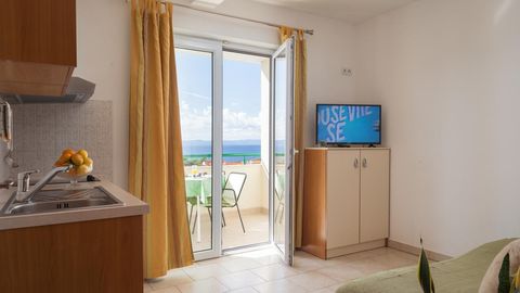 Apartament 4-osobowy z klimatyzacją z widokiem na morze z 1 pomieszczeniem sypialnianym A-14457-a