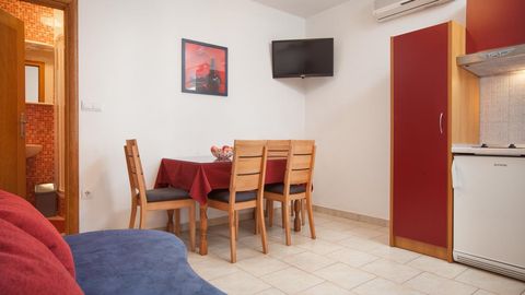 Apartament 4-osobowy z klimatyzacją z widokiem na morze z 1 pomieszczeniem sypialnianym A-14457-b