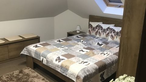 Apartament 2-osobowy na poddaszu Lux z 1 pomieszczeniem sypialnianym (możliwa dostawka)