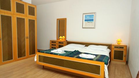 Apartament 2-osobowy z klimatyzacją z tarasem z 1 pomieszczeniem sypialnianym AS-3544-b