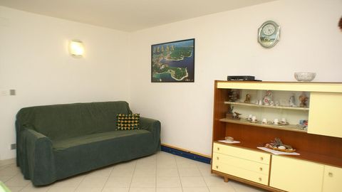 Apartament 5-osobowy z klimatyzacją z tarasem z 2 pomieszczeniami sypialnianymi A-4017-c