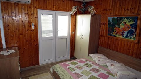 Apartament 6-osobowy z klimatyzacją z widokiem na morze z 3 pomieszczeniami sypialnianymi A-5265-b