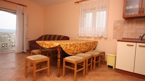 Apartament 8-osobowy z klimatyzacją z widokiem na morze z 2 pomieszczeniami sypialnianymi A-6158-a