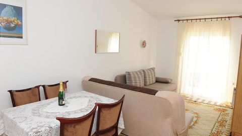 Apartament 4-osobowy z klimatyzacją z widokiem na morze z 1 pomieszczeniem sypialnianym A-15748-d