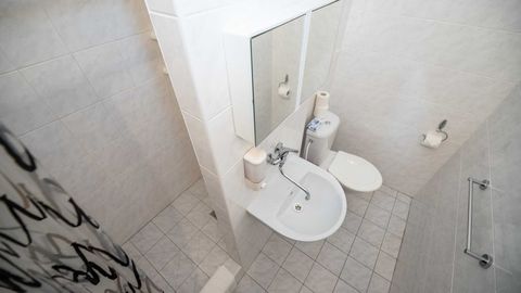 Pokój 4-osobowy Classic z prysznicem (możliwa dostawka)