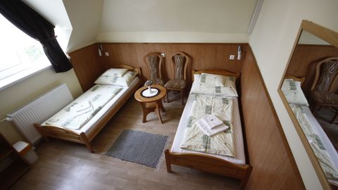 Rezydencja pokój 4-osobowy Komfort Przyjazny podróżom rodzinnym z 2 pomieszczeniami sypialnianymi