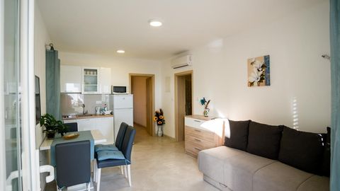 Apartament 4-osobowy z klimatyzacją z widokiem na morze z 1 pomieszczeniem sypialnianym A-2605-c