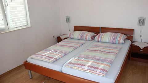 Apartament 4-osobowy z klimatyzacją z widokiem na morze z 2 pomieszczeniami sypialnianymi A-17129-b