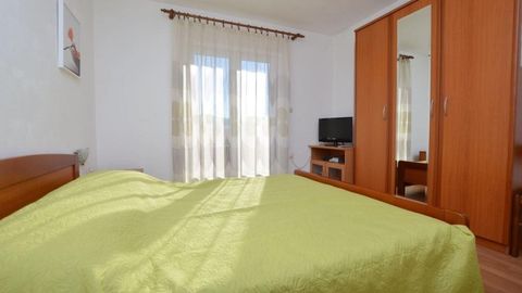 Apartament 5-osobowy Komfort Standard z 2 pomieszczeniami sypialnianymi
