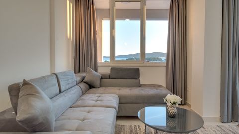 Apartament 6-osobowy na parterze z widokiem na morze z 3 pomieszczeniami sypialnianymi