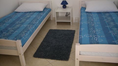Apartament 4-osobowy na parterze Family z 2 pomieszczeniami sypialnianymi (możliwa dostawka)