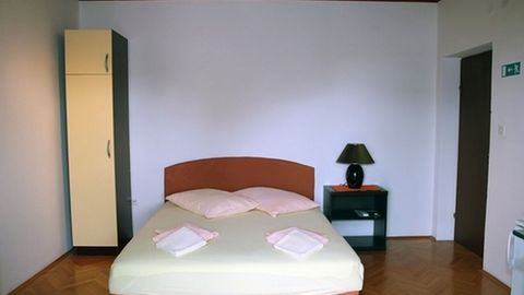 Rezydencja pokój 2-osobowy Komfort Tourist z 1 pomieszczeniem sypialnianym