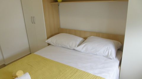 Apartament 4-osobowy Komfort Standard z 2 pomieszczeniami sypialnianymi