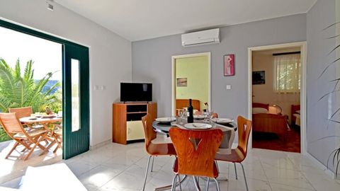Apartament 6-osobowy z klimatyzacją z widokiem na morze z 2 pomieszczeniami sypialnianymi A-16022-a