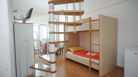 Apartament 10-osobowy z klimatyzacją z widokiem na morze z 4 pomieszczeniami sypialnianymi A-3085-d