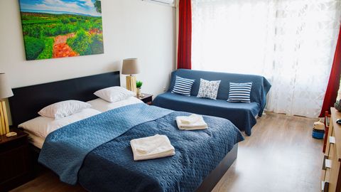 Apartament 2-osobowy z balkonem z klimatyzacją z 1 pomieszczeniem sypialnianym (możliwa dostawka)