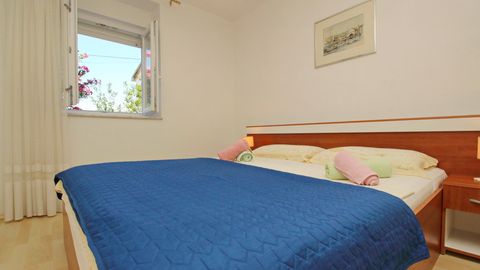 Apartament 2-osobowy na parterze z klimatyzacją z 1 pomieszczeniem sypialnianym (możliwa dostawka)