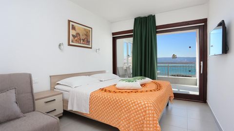 Apartament 3-osobowy z klimatyzacją z widokiem na morze z 1 pomieszczeniem sypialnianym A-2737-f