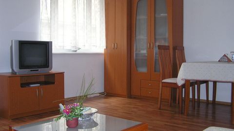 Apartament 2-osobowy na piętrze z klimatyzacją z 1 pomieszczeniem sypialnianym (możliwa dostawka)