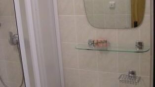 Pokój 2-osobowy z prysznicem (możliwa dostawka)