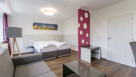 Apartament 2-osobowy Deluxe z prysznicem (możliwa dostawka)