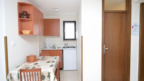 Apartament 4-osobowy z tarasem z widokiem na morze z 2 pomieszczeniami sypialnianymi