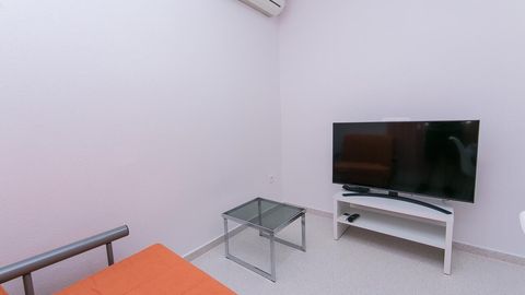 Apartament 4-osobowy z klimatyzacją z widokiem na morze z 2 pomieszczeniami sypialnianymi A-2614-f