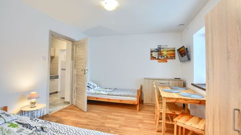 Apartament 8-osobowy na parterze z klimatyzacją z 3 pomieszczeniami sypialnianymi