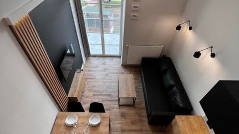 Apartament 4-osobowy z antresolą z 2 pomieszczeniami sypialnianymi