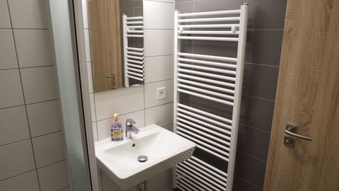 Pokój 2-osobowy z prysznicem z aneksem kuchennym (możliwa dostawka)