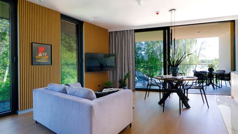 Apartament 3-osobowy Deluxe z widokiem na jezioro z 2 pomieszczeniami sypialnianymi