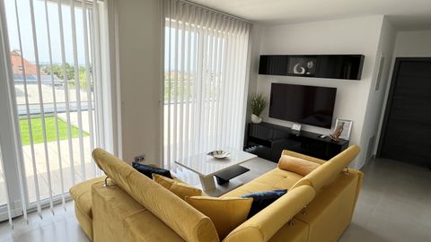 Apartament 4-osobowy na piętrze z panoramą z 2 pomieszczeniami sypialnianymi (możliwa dostawka)