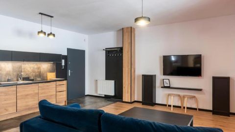 Apartament 6-osobowy na piętrze z widokiem na las z 3 pomieszczeniami sypialnianymi (możliwa dostawka)